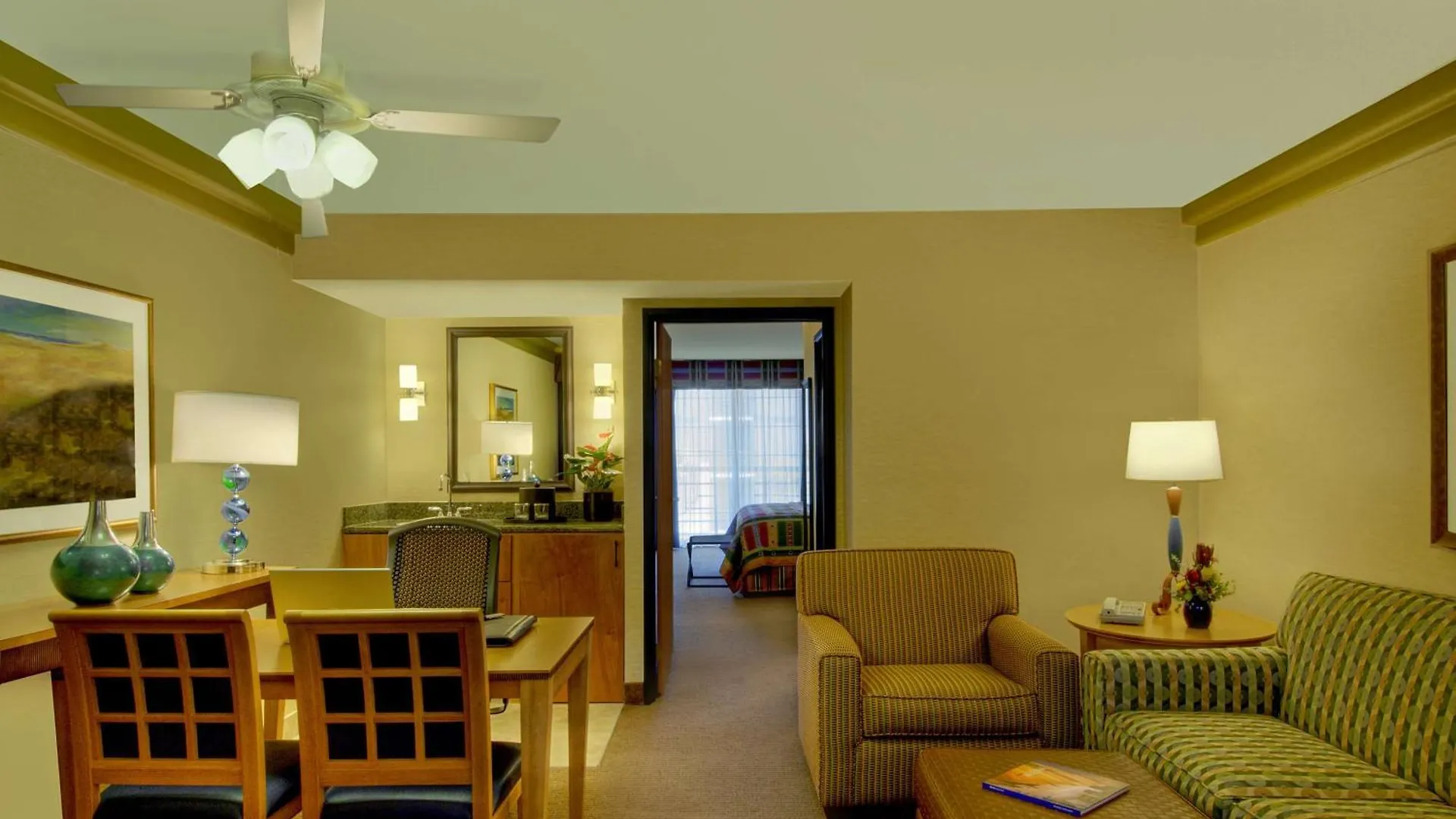 Embassy Suites By Hilton Phoenix Biltmore Stati Uniti
