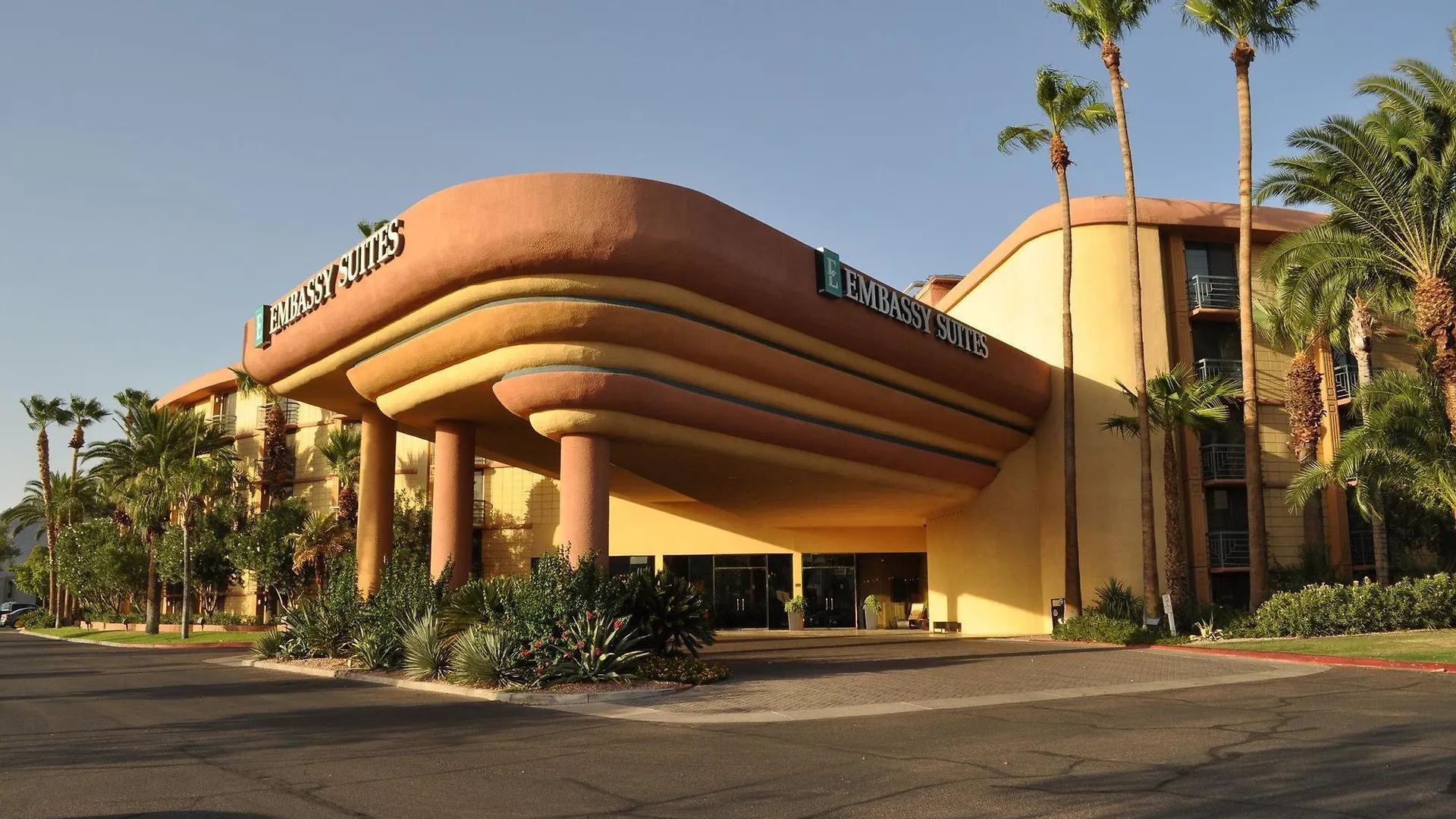 *** Hotel Embassy Suites By Hilton Phoenix Biltmore Stati Uniti